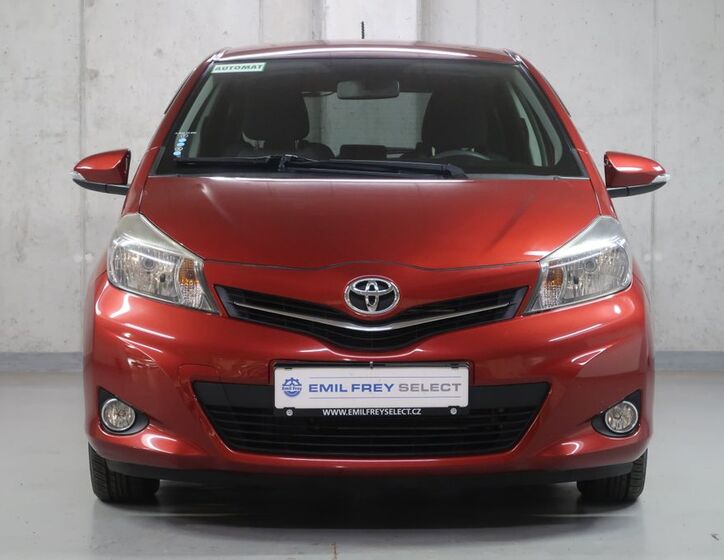 Toyota Yaris 2