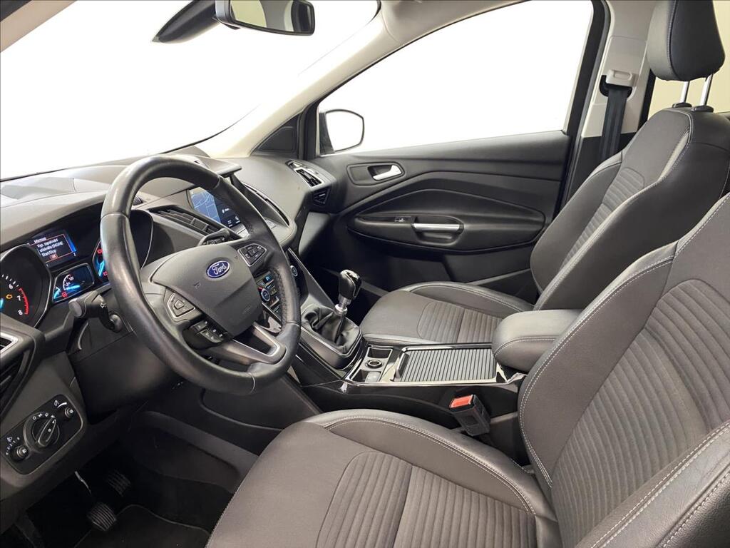 Ford Kuga 5