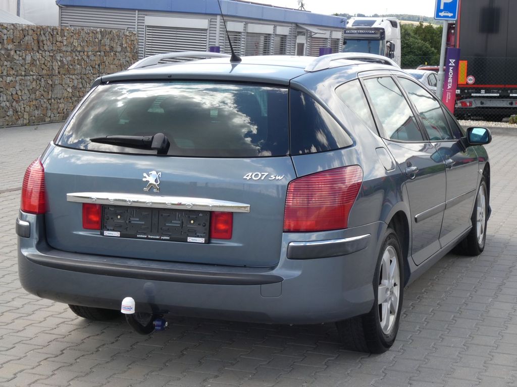 Peugeot 407