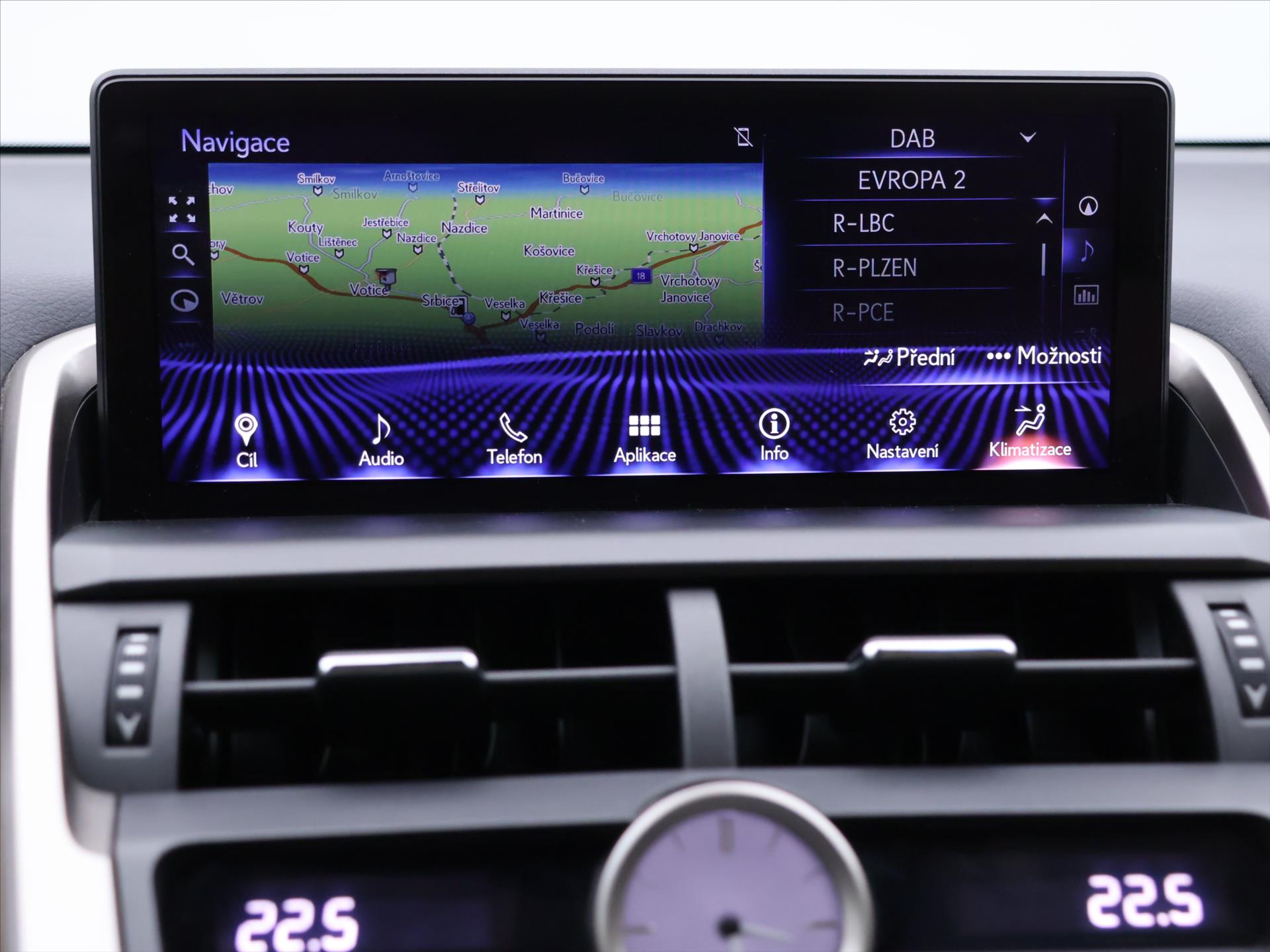 Lexus NX 300h