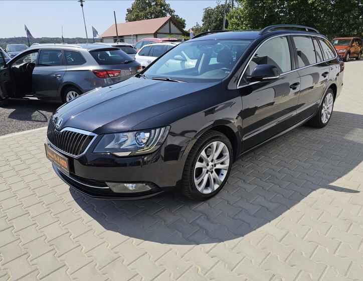 Škoda Superb 3