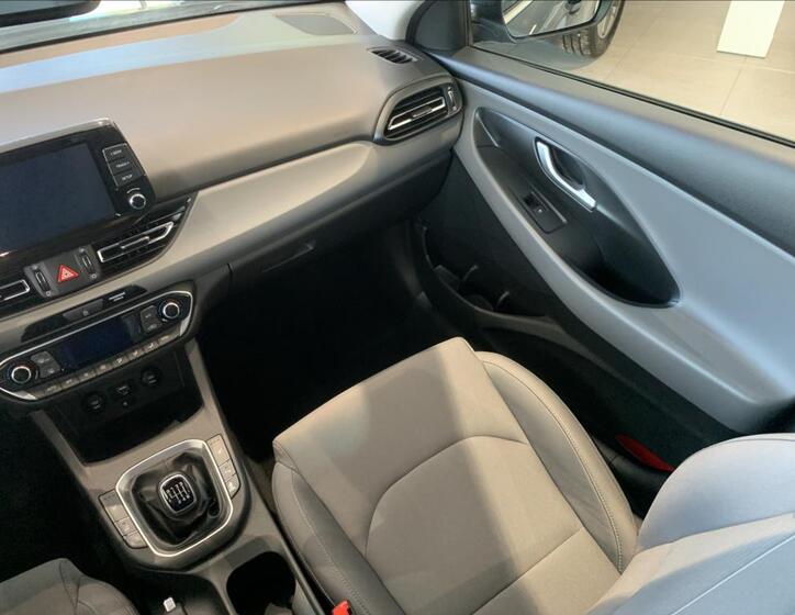 Hyundai i30 18
