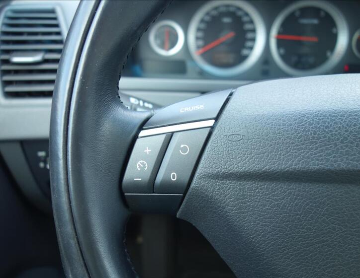 Volvo XC90 32