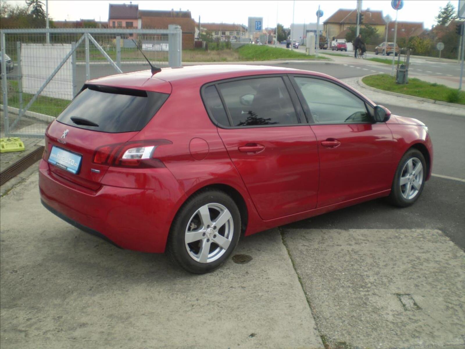 Peugeot 308 6