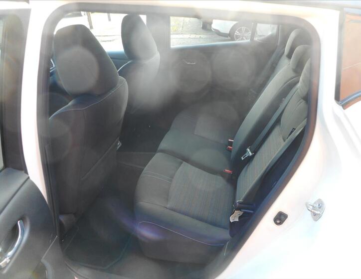 Nissan Leaf 21