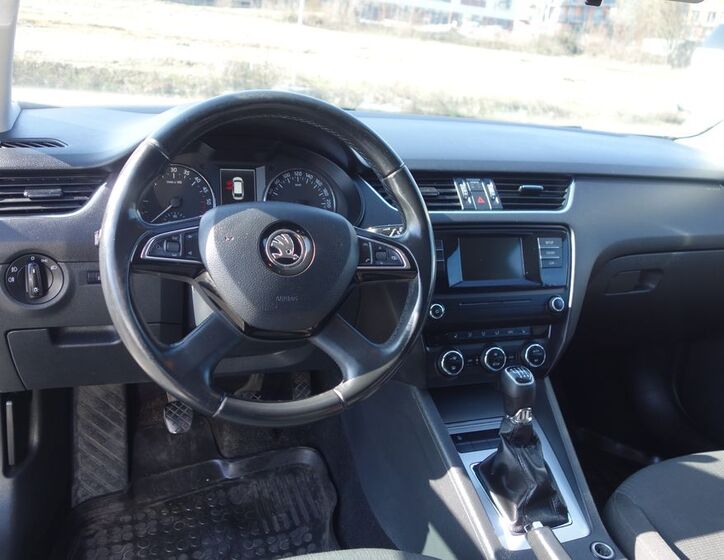 Škoda Octavia 11