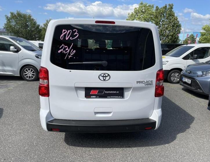Toyota ProAce Verso 4