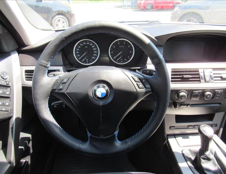 BMW Řada 5 12