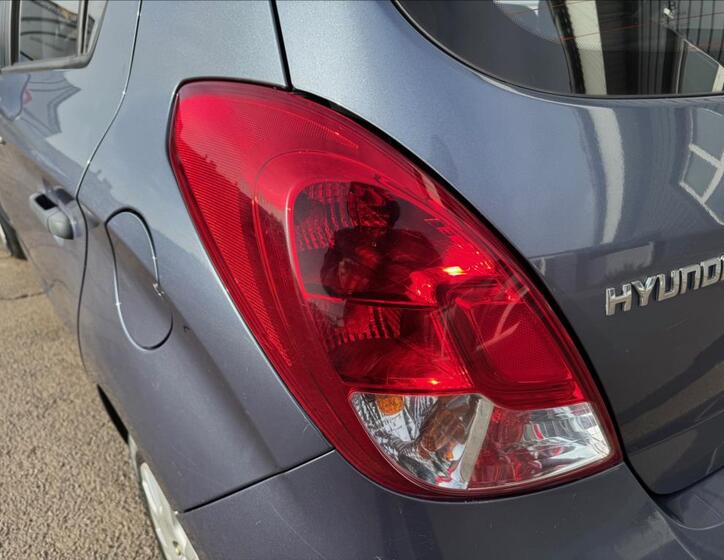 Hyundai i20 20