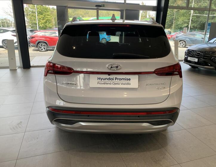 Hyundai Santa Fe 6