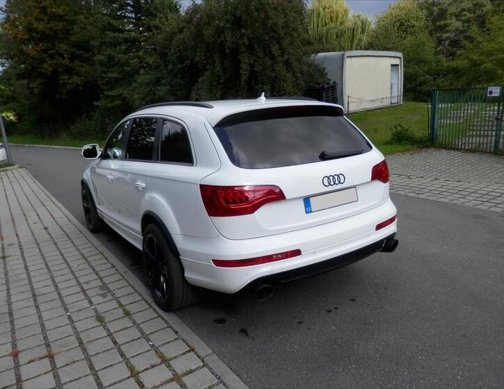 Audi Q7 7