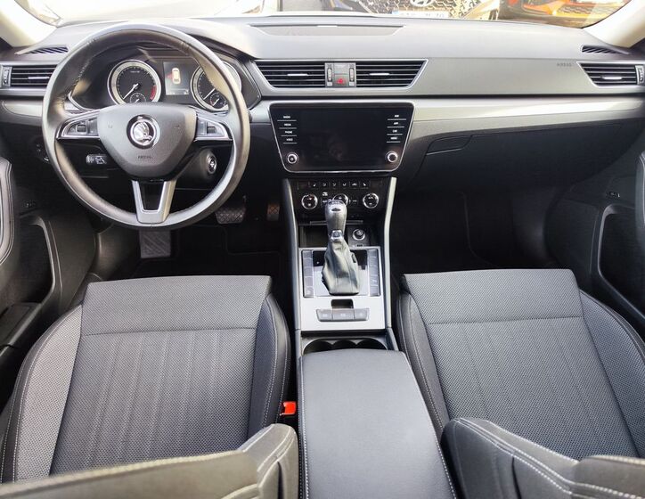 Škoda Superb 13