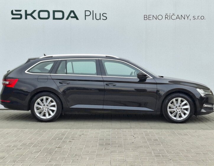 Škoda Superb 15