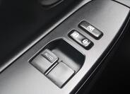 Toyota Yaris 16