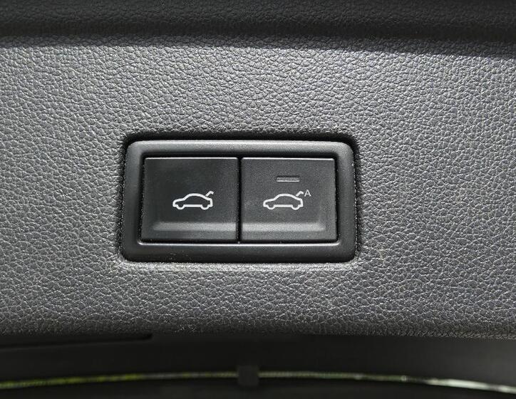 Volkswagen Touareg 20