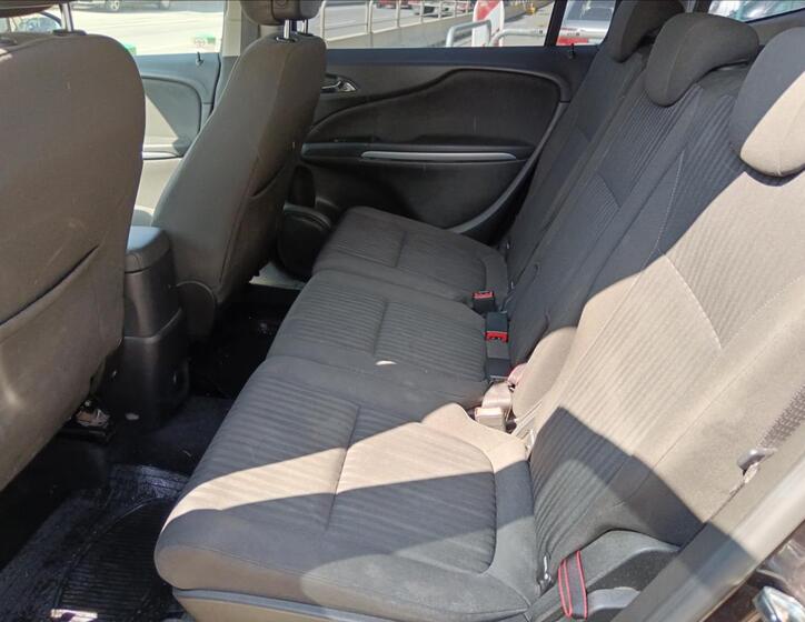 Opel Zafira 19