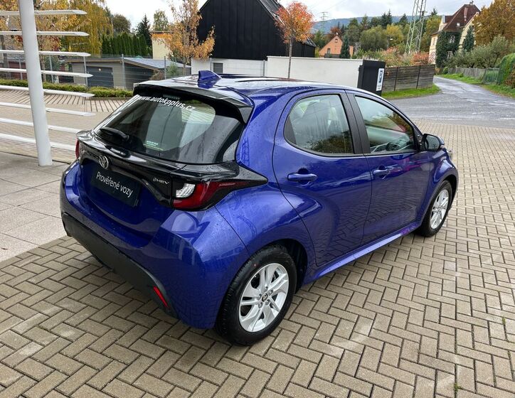 Toyota Yaris 7