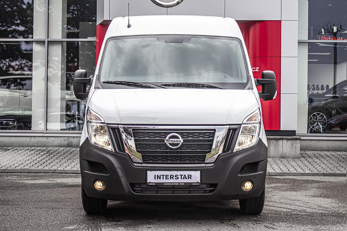 Nissan NV400
