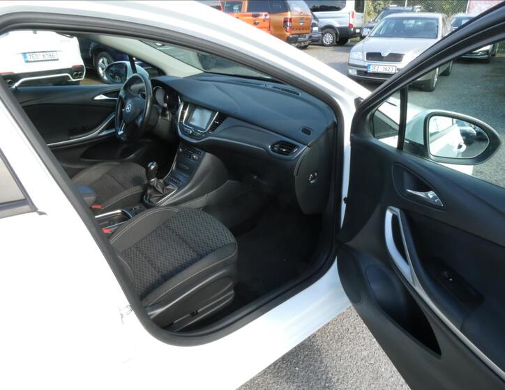 Opel Astra 21