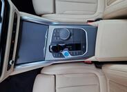BMW i4 37