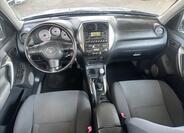 Toyota RAV4 14