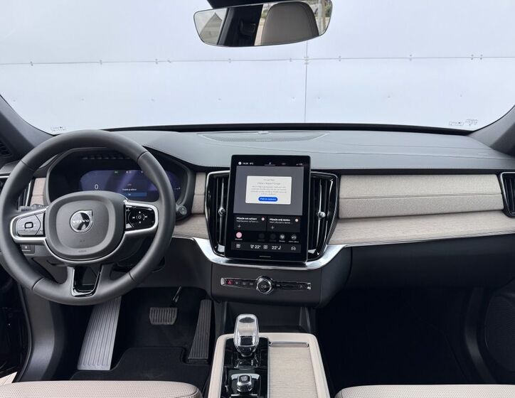 Volvo XC90 10