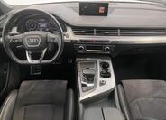 Audi Q7 5