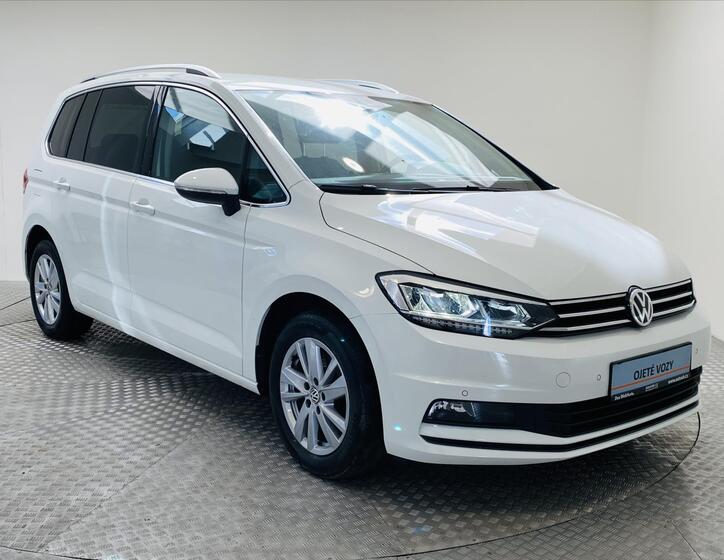 Volkswagen Touran 24
