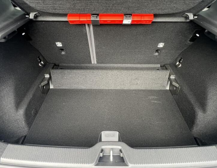 Volvo EX30 15