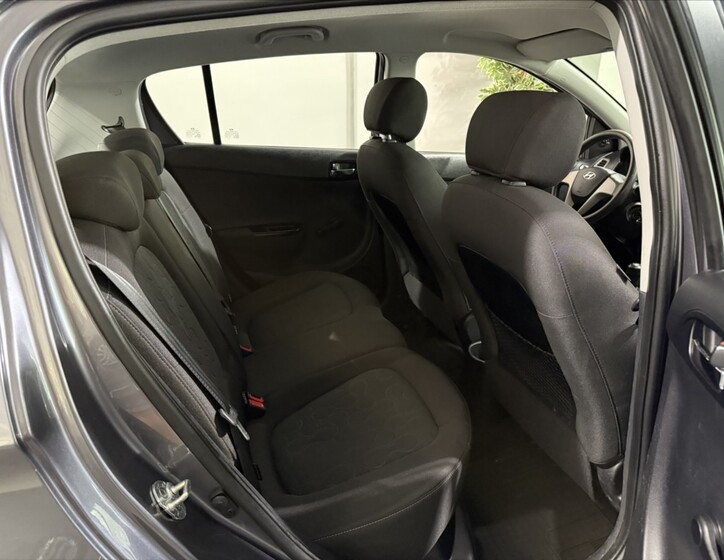 Hyundai i20 18
