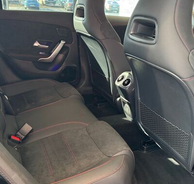 Mercedes-Benz CLA 12