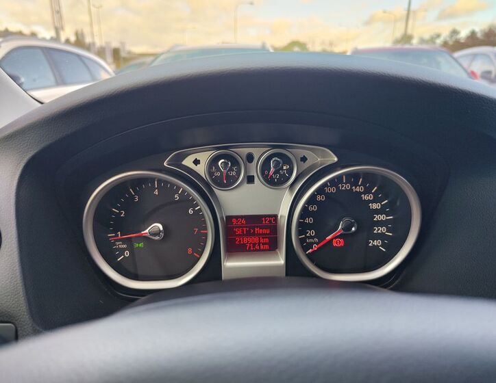 Ford Focus 14