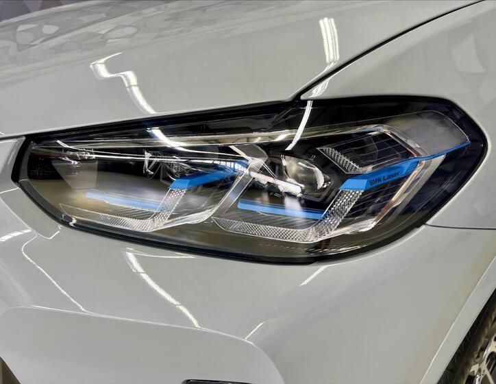 BMW X3 8