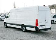 Mercedes-Benz Sprinter 4