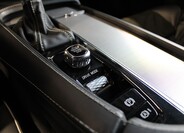Volvo V90 22