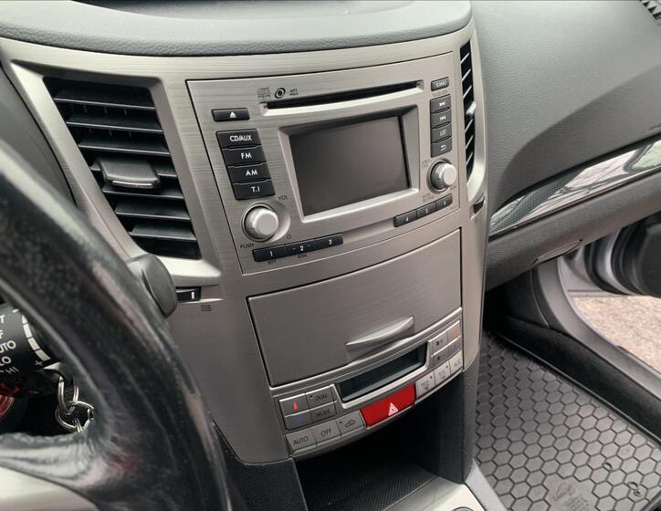 Subaru Legacy 13