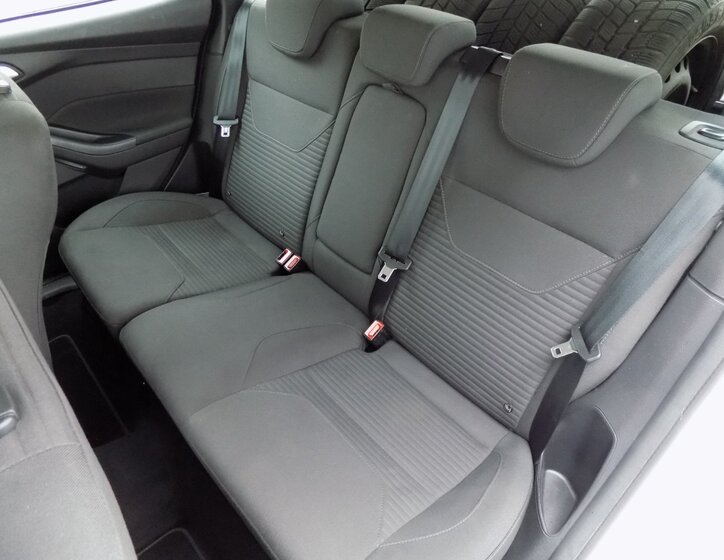 Ford Focus 13