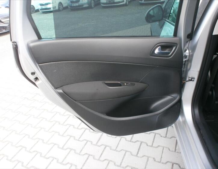 Peugeot 308 16
