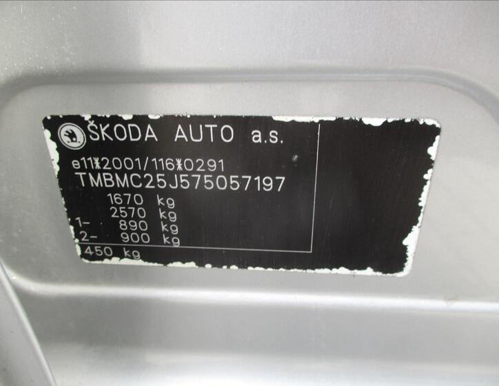 Škoda Roomster 22