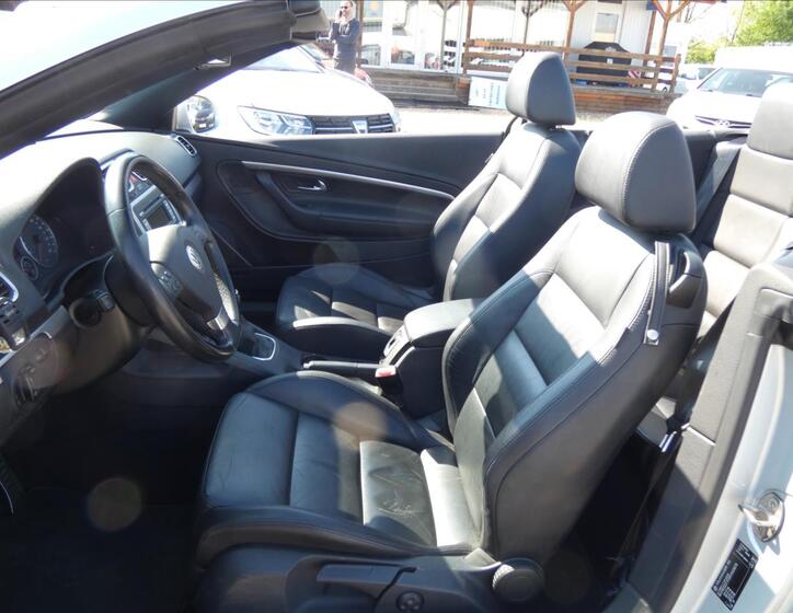 Volkswagen EOS 13