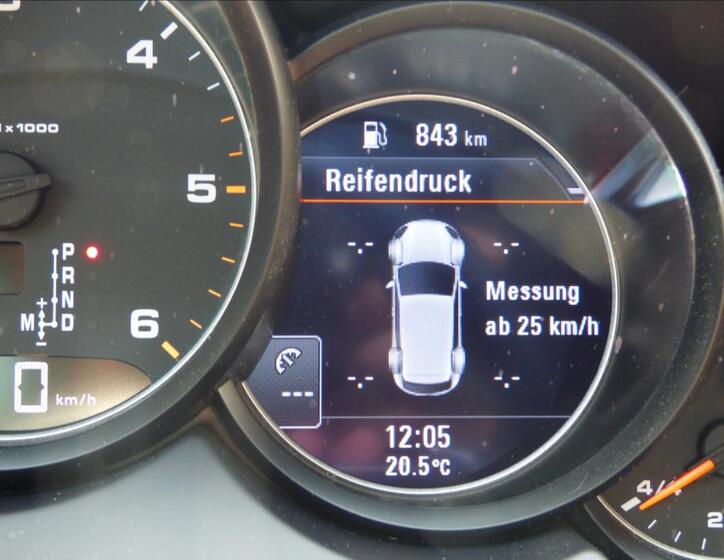 Porsche Cayenne 19