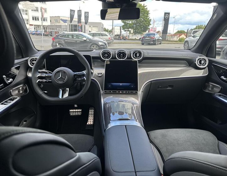 Mercedes-Benz GLC 11