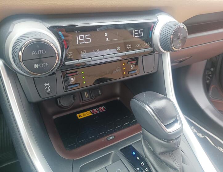 Toyota RAV4 18