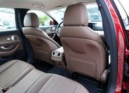 Mercedes-Benz Třídy E 32