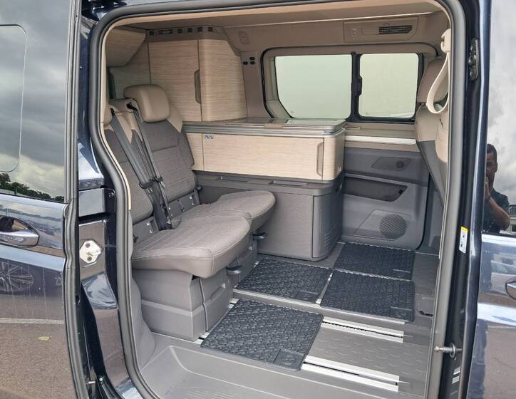 Volkswagen California 25