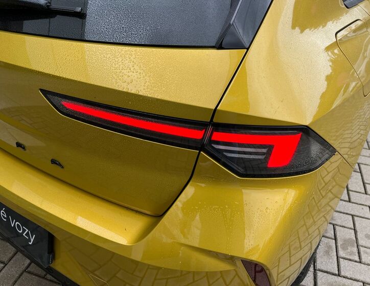 Opel Astra 11