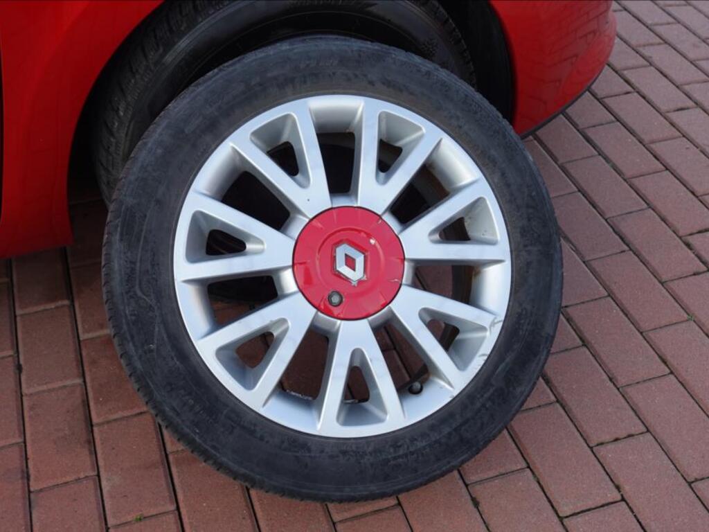 Renault Clio 28