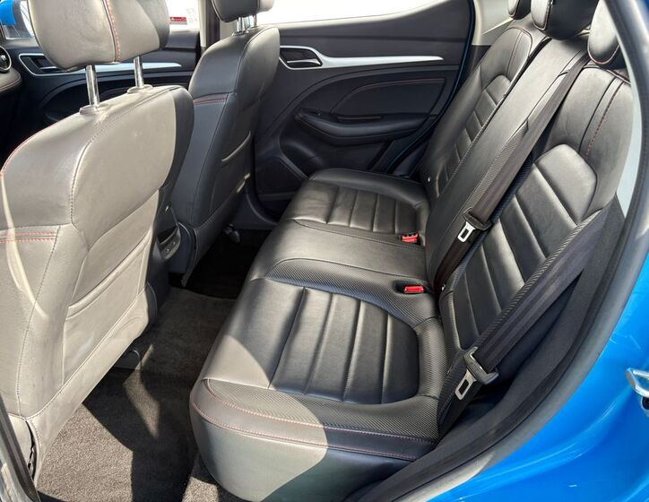 MG ZS 7
