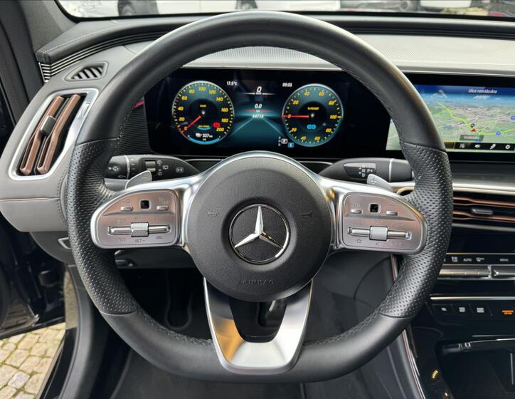 Mercedes-Benz EQC 7
