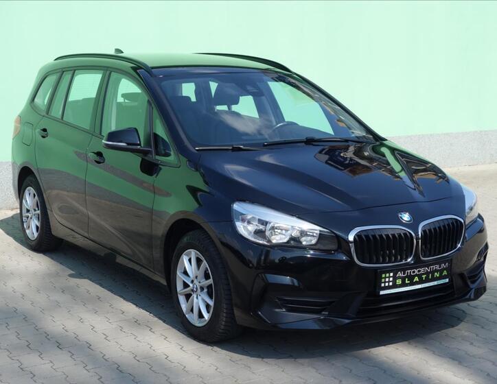 BMW Řada 2 12
